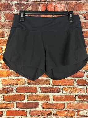 Lululemon Speed Up lined 4 in Shorts